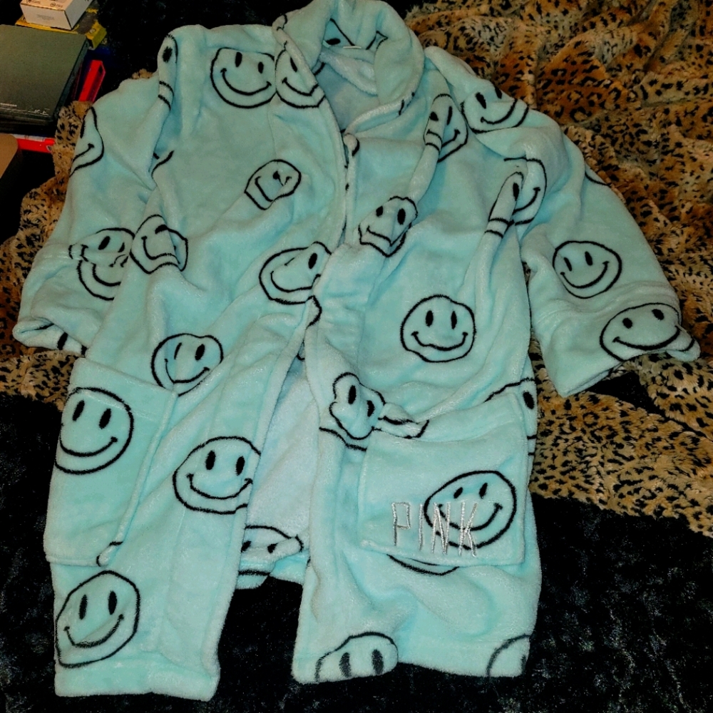 Pink smily face robe